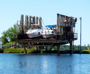 Six Best Ontario Waterway Bypass Systems: Big Chute Marine Railway