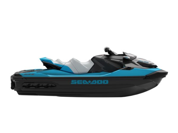 Advanced Thermoformed Acrylic Finish Technology (CM-TEC) on the new Sea Doo platform