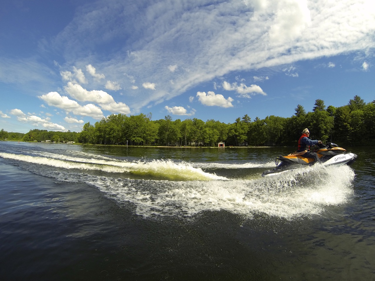 PWC Beginners Tips for Jet Ski Newbies - Intrepid Cottager